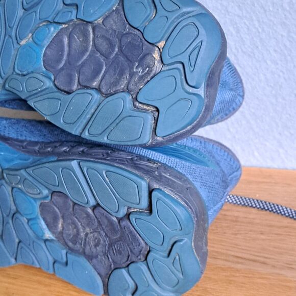 New Balance Fresh Foam GTX Women’s Size 9 Multicolor Running Shoes Waterproof - Picture 12 of 13